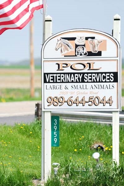 The Incredible Dr. Pol - Season 1