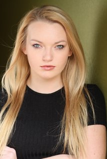 Kirsten Grace Hoge