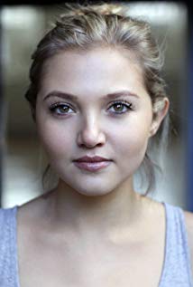 Mia McKenna-Bruce