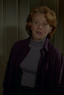 Elizabeth Saunders
