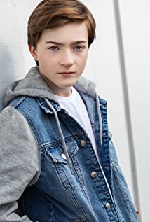 Elliott Rose